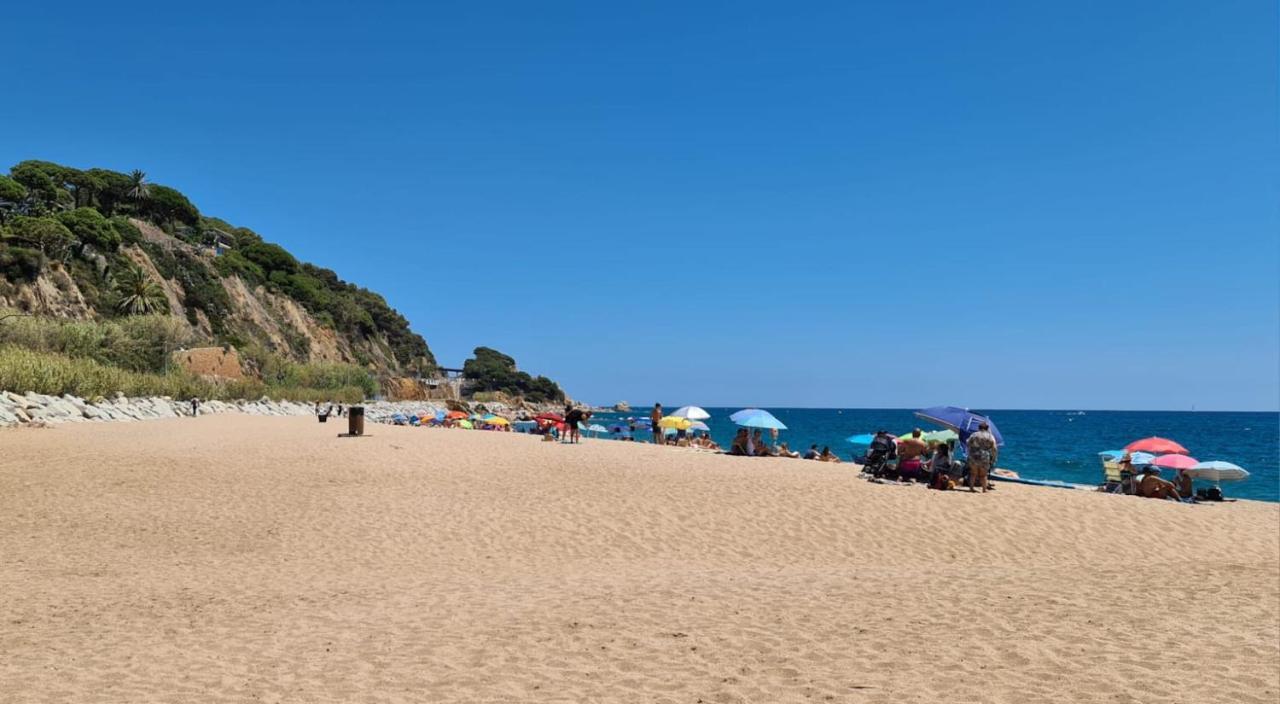 Hauzify I Apartaments Can Pi Sant Pol De Mar Exteriör bild