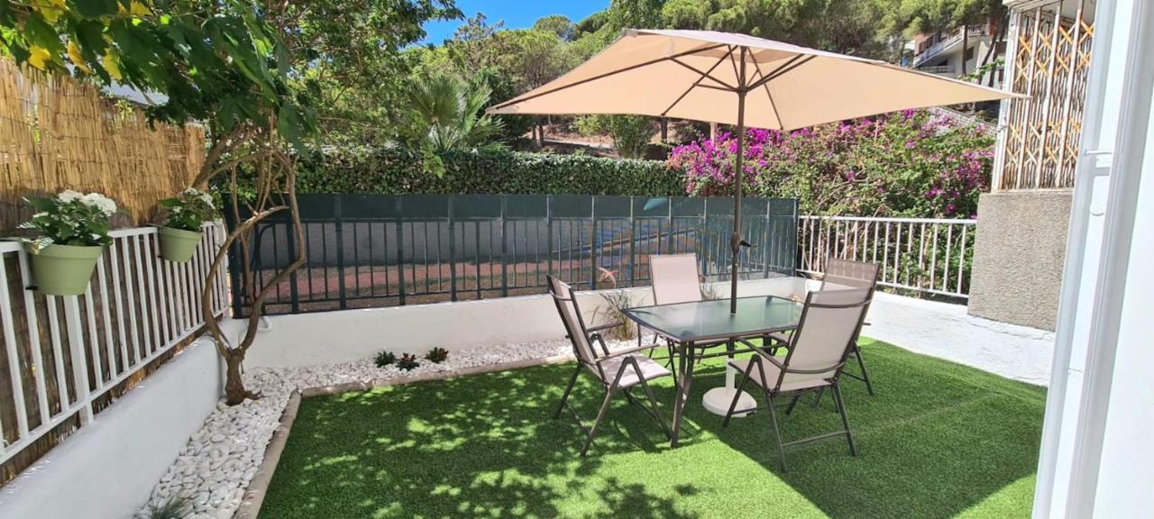 Hauzify I Apartaments Can Pi Sant Pol De Mar Exteriör bild